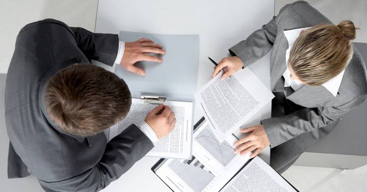 Compliance: uma ferramenta estratégica para as boas práticas de Governança Corporativa. Compliance: uma ferramenta estratégica para as boas práticas de Governança Corporativa.